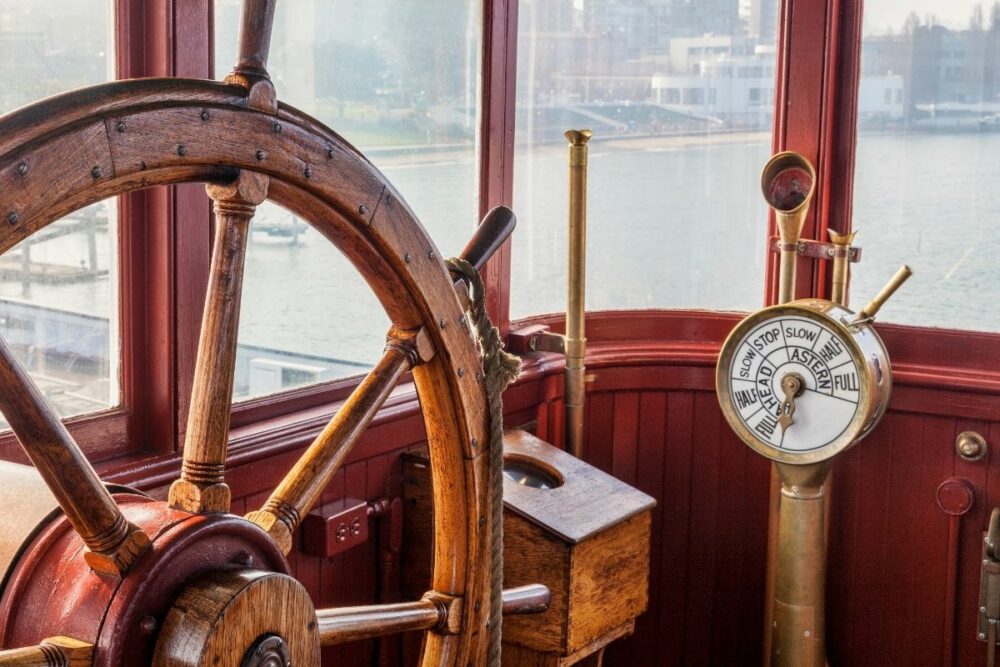 Guide To Steering A Ship Maritime Page