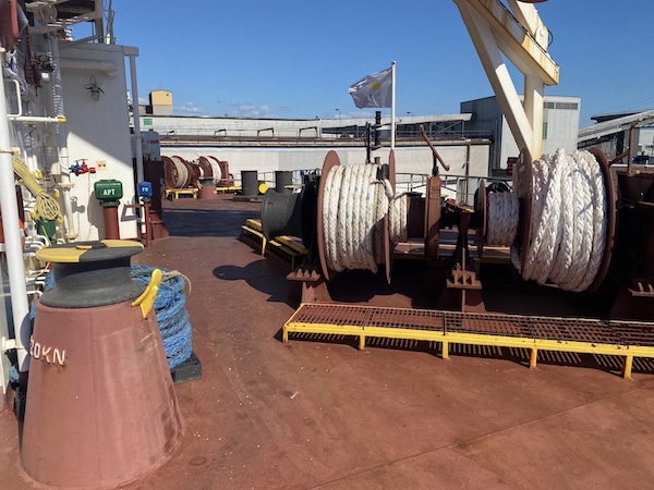 Mooring winch at aft mooring station