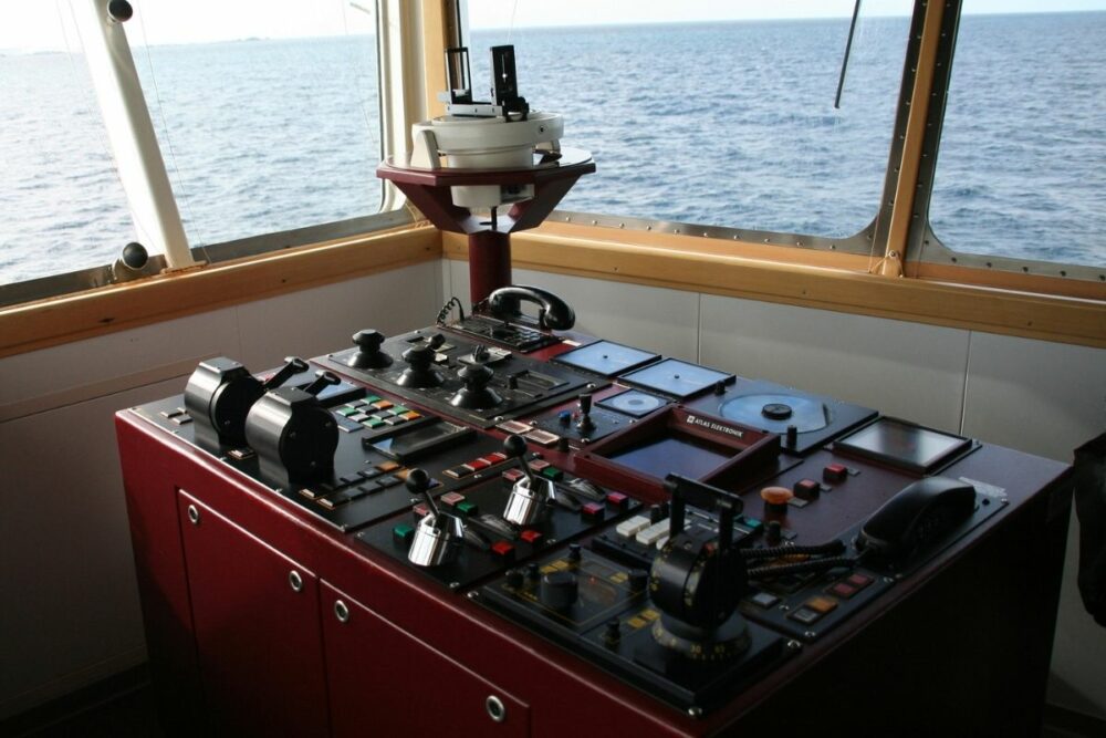 21 Types of Navigation Equipment Onboard Ships in Maritime