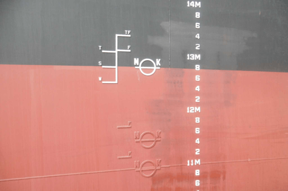Load Line and Draft Marks