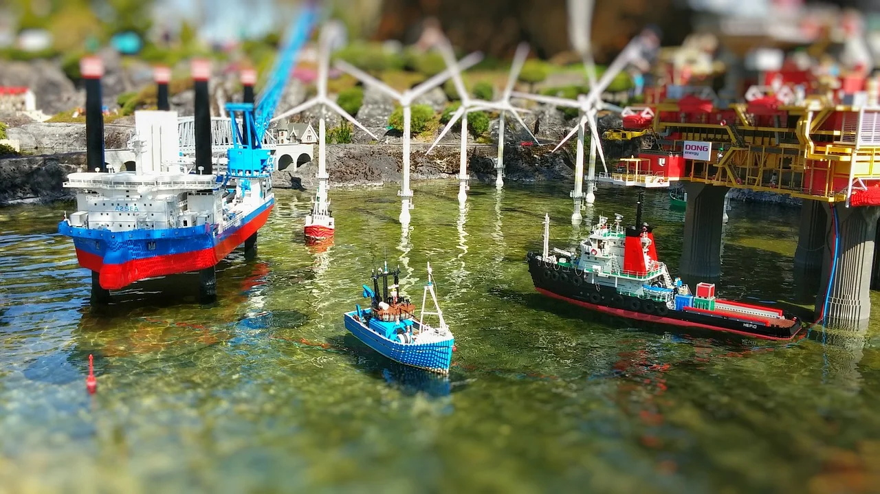 Lift boat, Offshore Supply vessel, and fishing trawler in Legoland