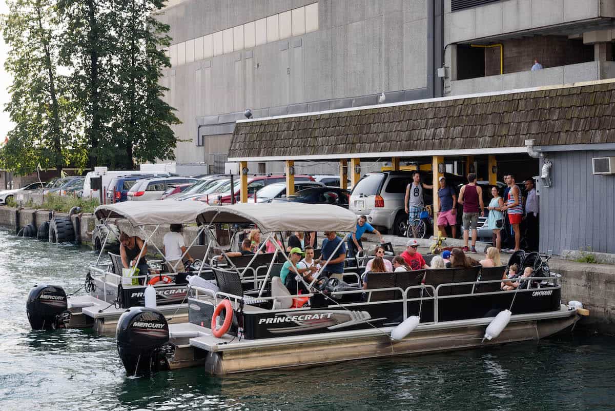 Party Pontoon Boats: The Ultimate Guide to Choosing the Perfect Boat for Your Next Celebration