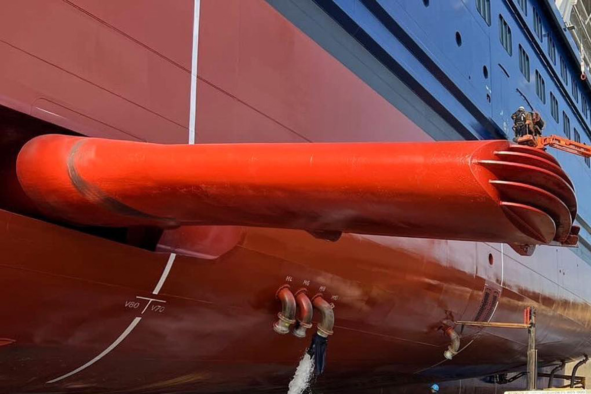 what do cruise ship stabilisers look like