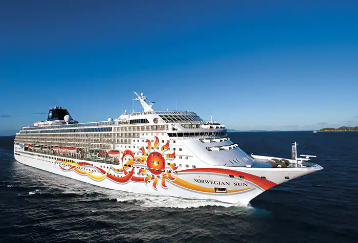 Norwegian Cruise Line Ship - Norwegian Sun