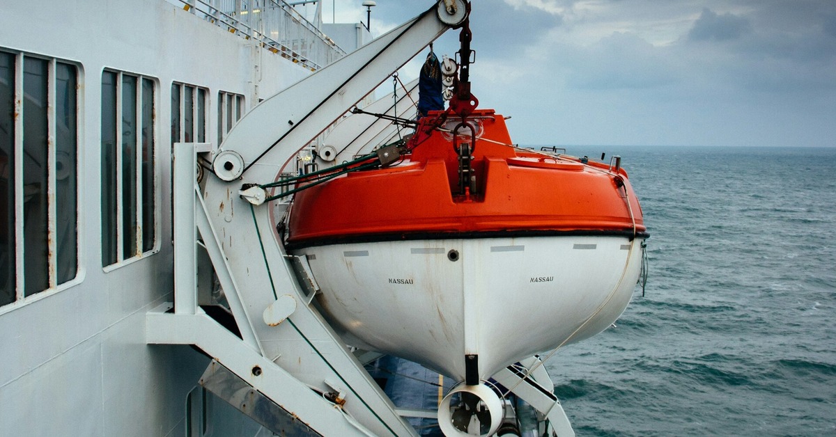 Lifeboats Regulations And Requirements Maritime Page